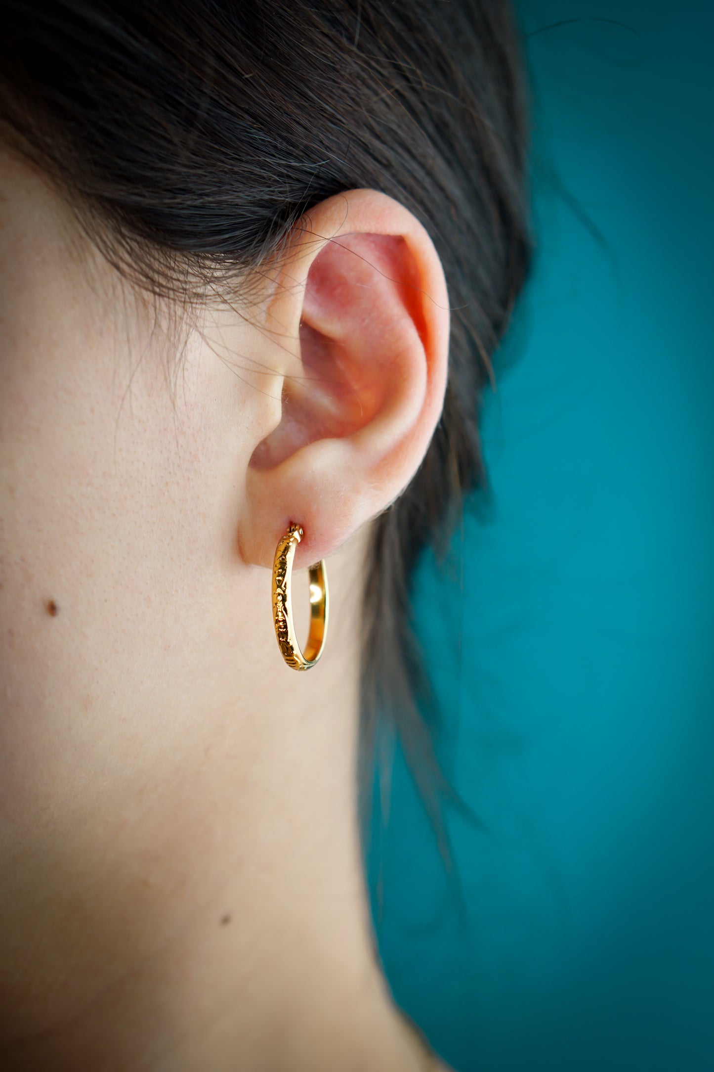 Delicate Engraved Hoops Earrings