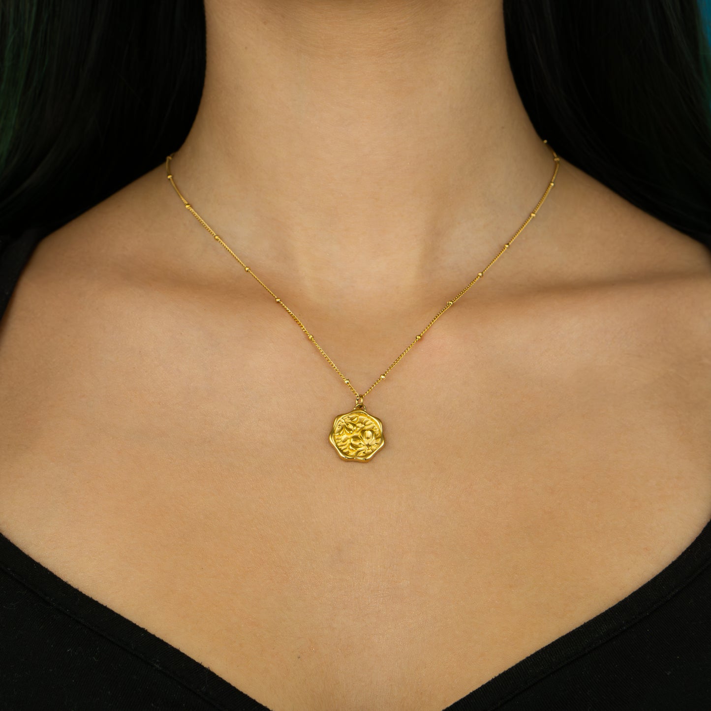 Golden Flower Stamp Necklace